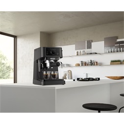 DeLonghi EC235.BK Stilosa fekete espresso kávéfőző