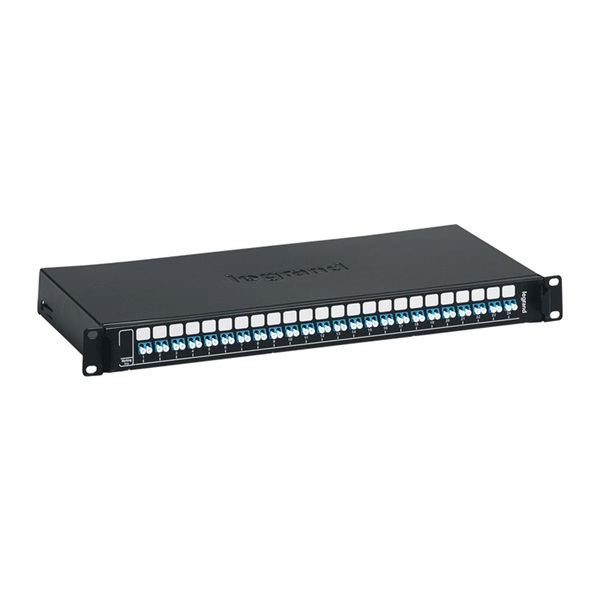 Legrand 032162 24xLC duplex multimódusú 1U-19" fekete LCS3 optikai patch panel