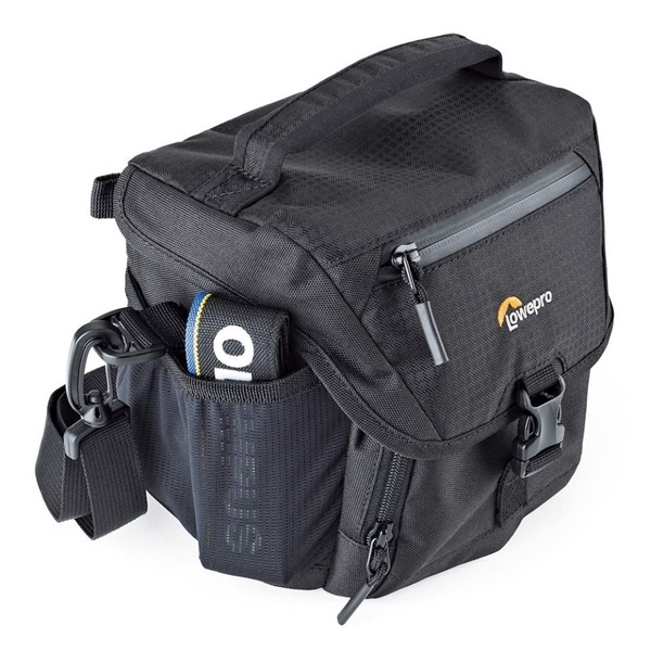 Lowepro Nova 140 AW II fekete fényképezőgép táska