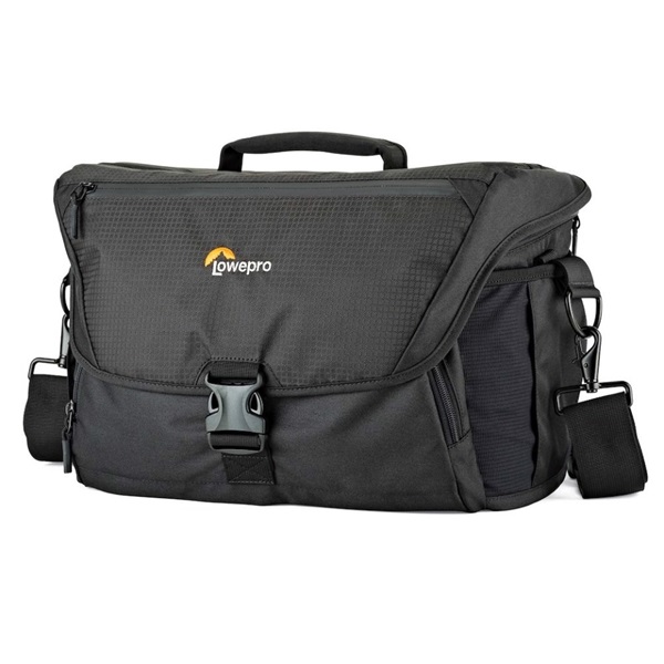 Lowepro Nova 200 AW II fekete kamera válltáska