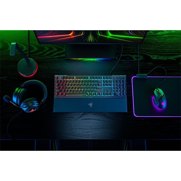 Razer Ornata V3 US RGB fekete gamer billentyűzet