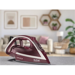 Tefal FV6820 Ultragliss Plus bordó gőzölős vasaló